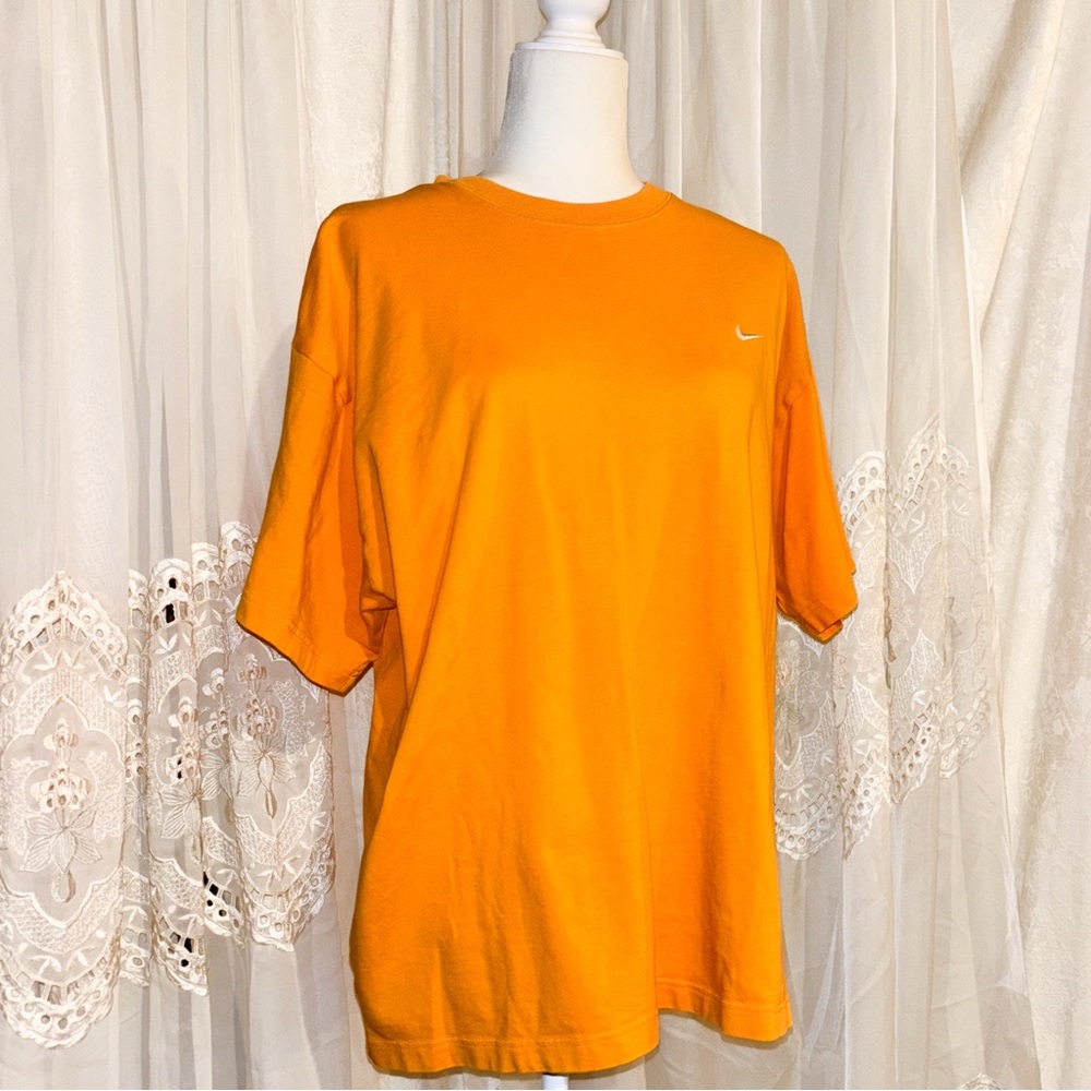 Nike Embroidered Swish Tee